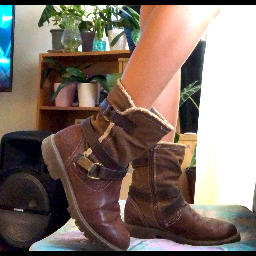 Fall Boots - Picture 4 of 7